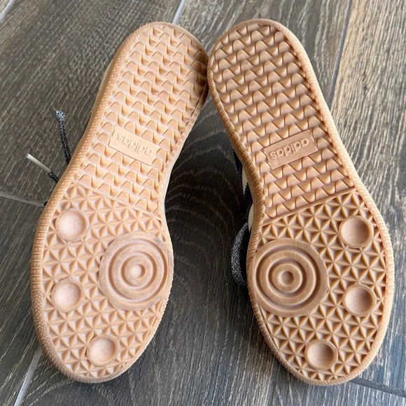 Adidas Originals Samba Kids’ Warm Vanilla/Night Indigo Gum (GS) Sneaker—K2 - Picture 13 of 14